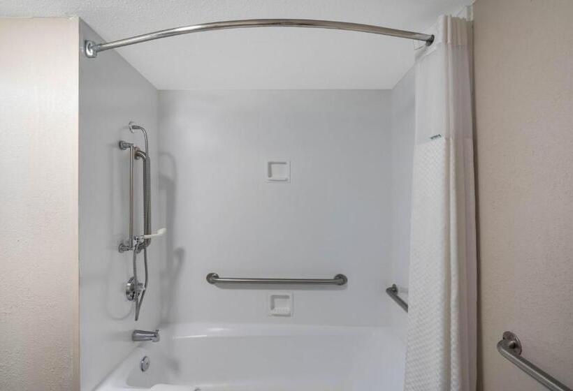 جناح, Baymont By Wyndham Murfreesboro
