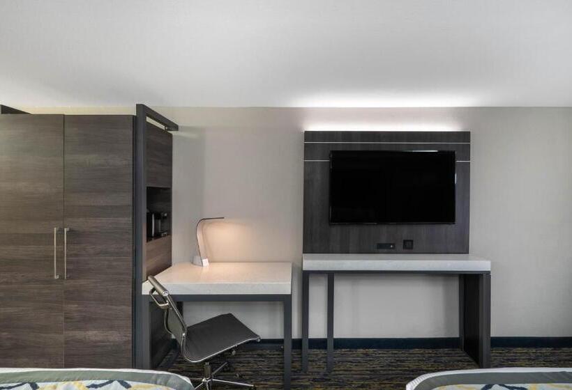 جناح, Baymont By Wyndham Murfreesboro