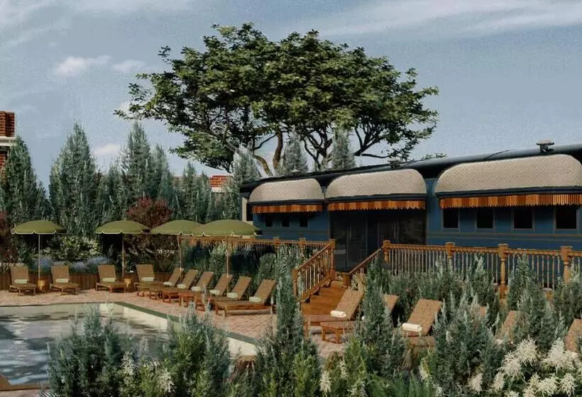 سوییت, The Hotel Chalet At The Choo Choo