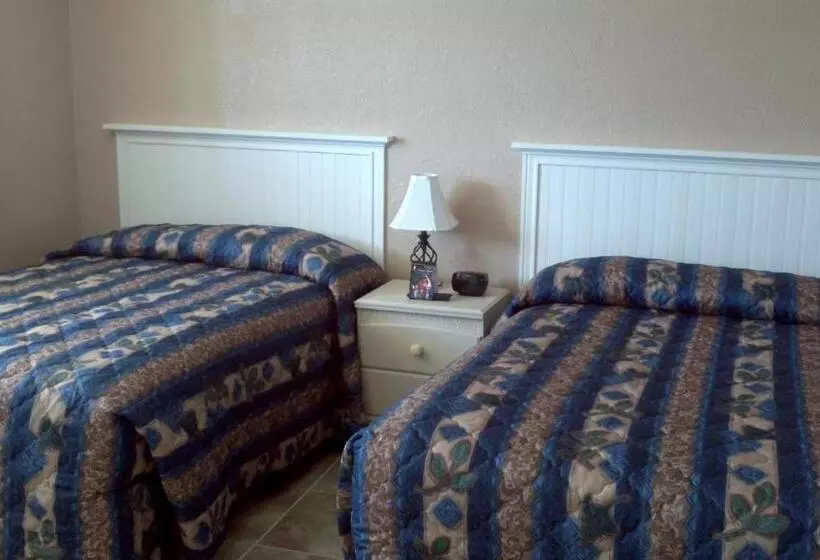 オーシャンビュースイート, Daytona Beach Hawaiian Inn