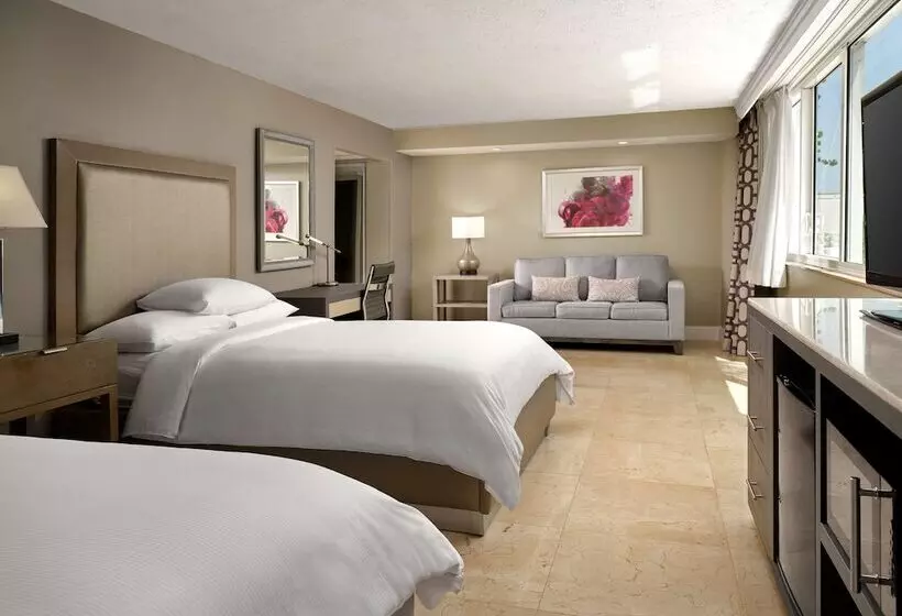اتاق استاندارد با 2 تخت دوبل, Doubletree By Hilton Grand Hotel Biscayne Bay