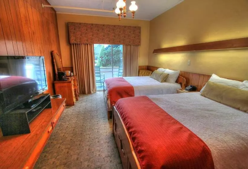 2ダブルベッドのスタンダードルーム, Gatlinburg Inn