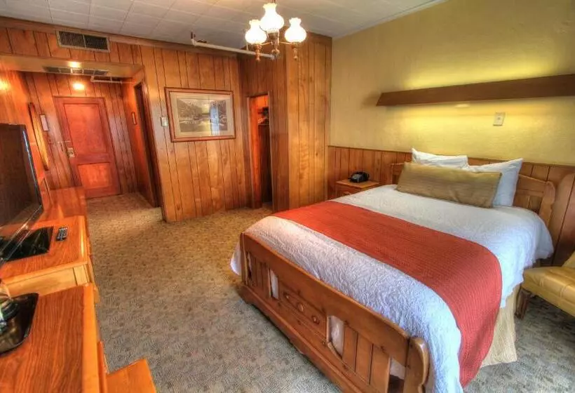ダブルベッドスタンダードルーム, Gatlinburg Inn