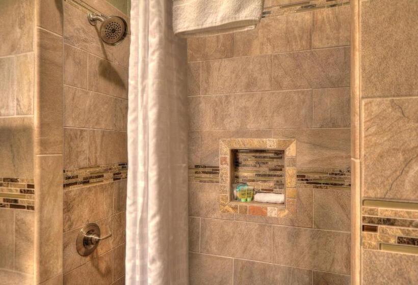 Pokój Standard Łóżko Małżeńskie, Gatlinburg Inn