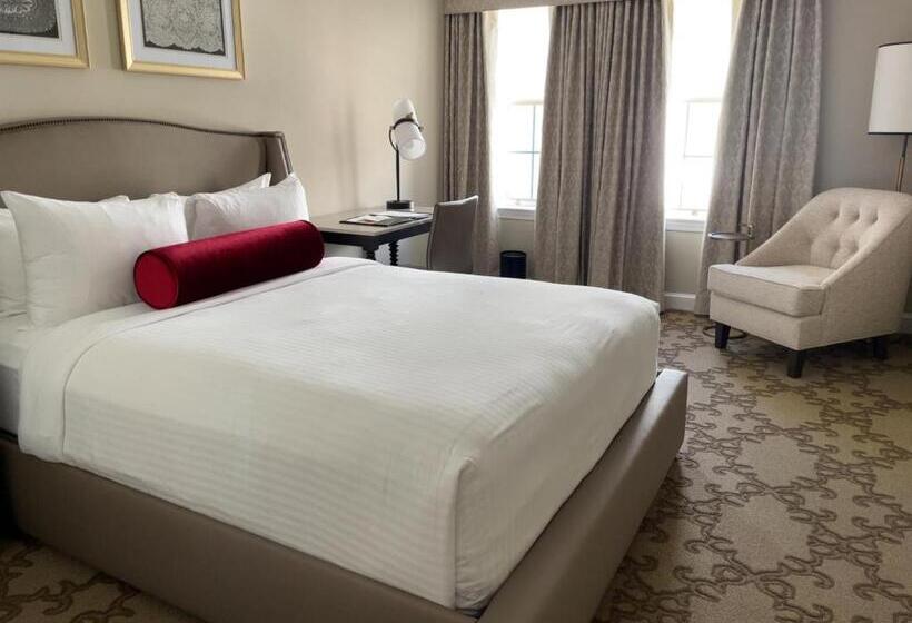 Номер Стандарт, Henley Park