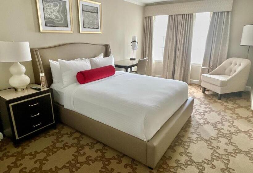 Номер Стандарт, Henley Park