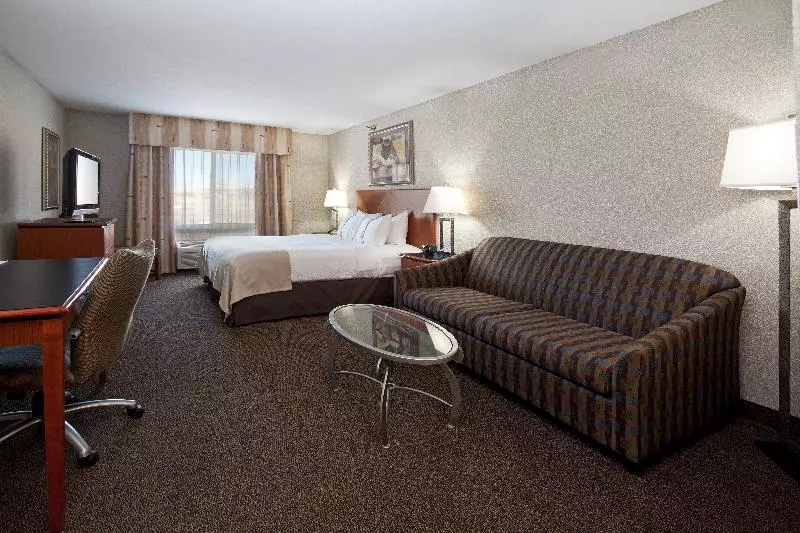 キングサイズベッドのエクゼクティブルーム, Holiday Inn Rock Springs, An Ihg