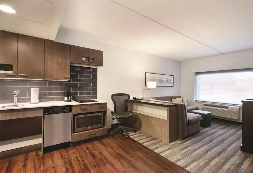 身障者適用スイートルーム, Towneplace Suites By Marriott Charlotte Loso Airport