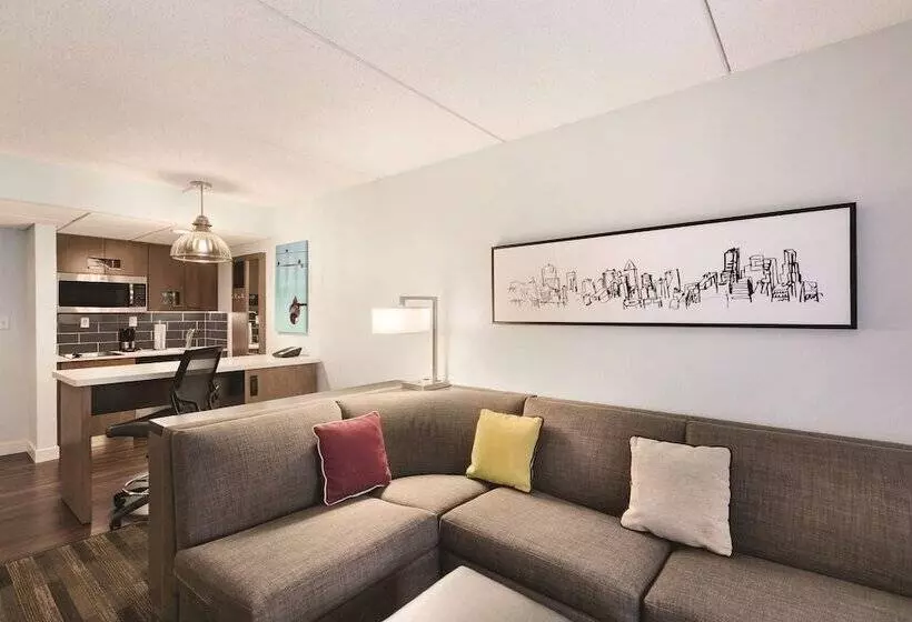 スイート, Clt Sky Suites