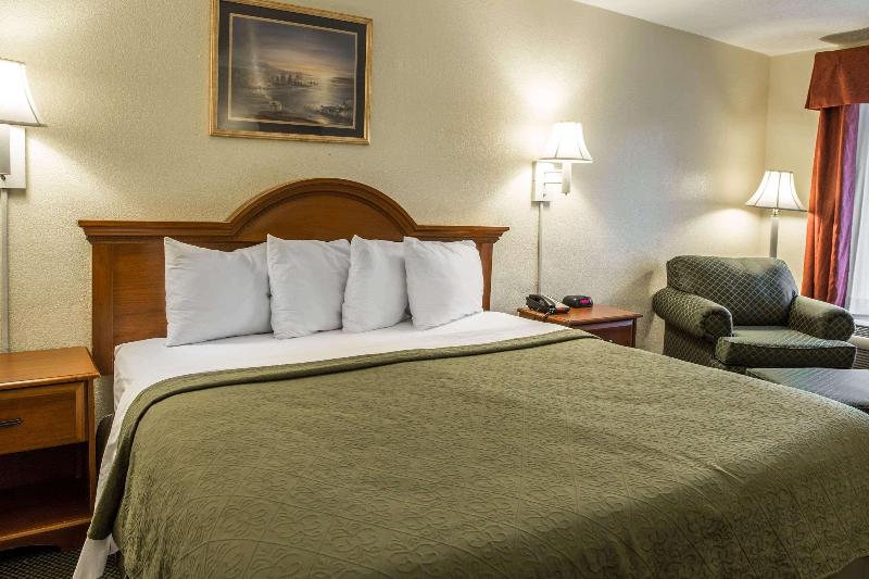 غرفة قياسية سرير كينج, Quality Inn Elizabeth City Near University