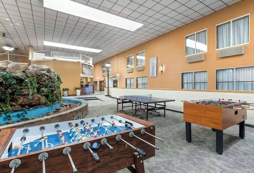 اتاق استاندارد با 2 تخت دوبل, Quality Inn Alamosa