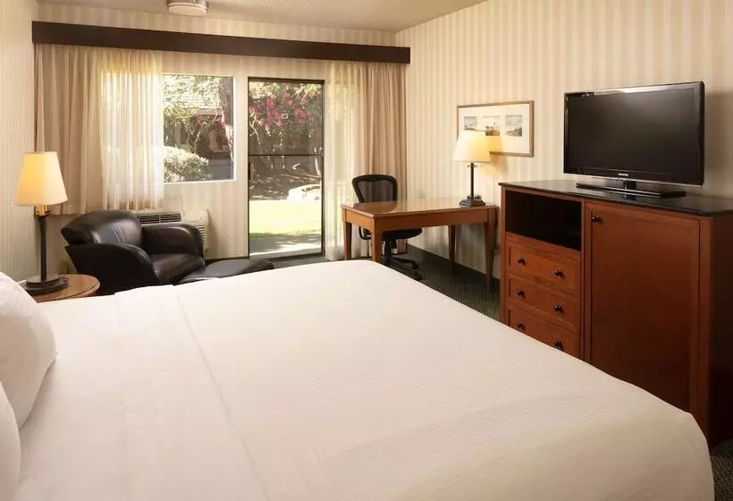 Standard-huone 2 Parivuodetta, Red Lion Hotel Bellevue