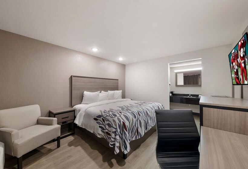 适用于残疾人士的豪华房间, Red Roof Inn & Conference Center Mckinney