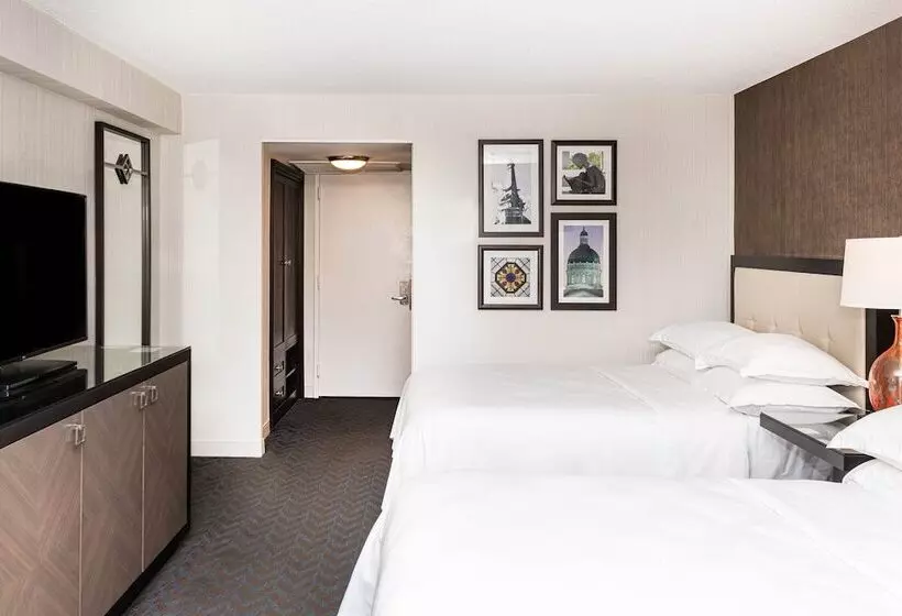 اتاق استاندارد با 2 تخت دوبل, Sheraton Indianapolis City Centre