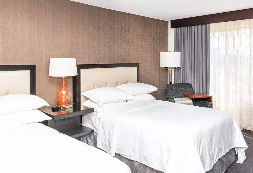 اتاق استاندارد با 2 تخت دوبل, Sheraton Indianapolis City Centre
