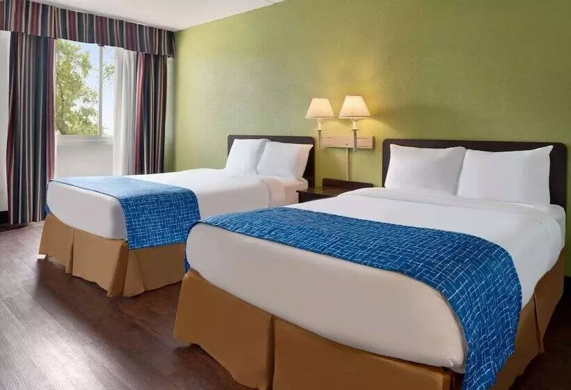 ２ダブルベッドのスタンダードルーム, Travelodge By Wyndham Zanesville