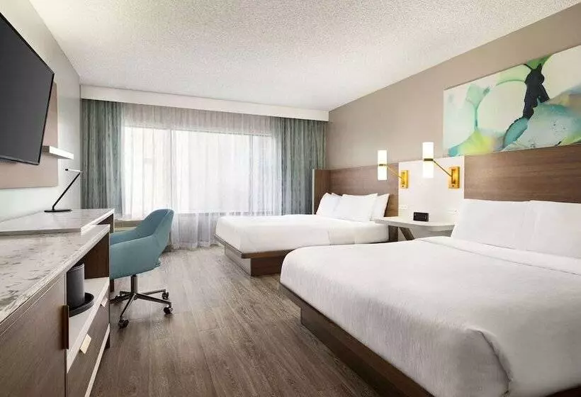 ２ダブルベッドのスタンダードルーム, Wyndham Garden Totowa