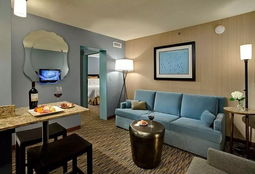 سوییت اجرایی, Crowne Plaza Chicago O Hare Hotel & Conference Center, An Ihg