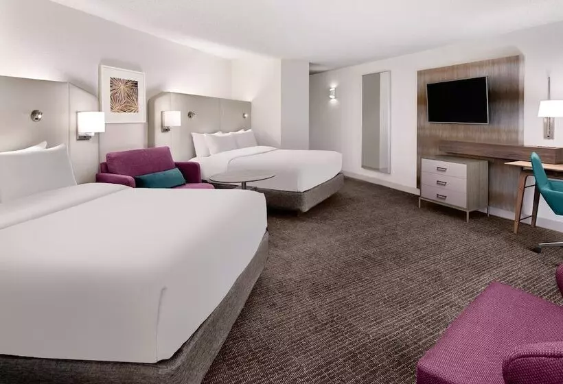 اتاق پرمیوم, Crowne Plaza Atlanta Perimeter At Ravinia, An Ihg