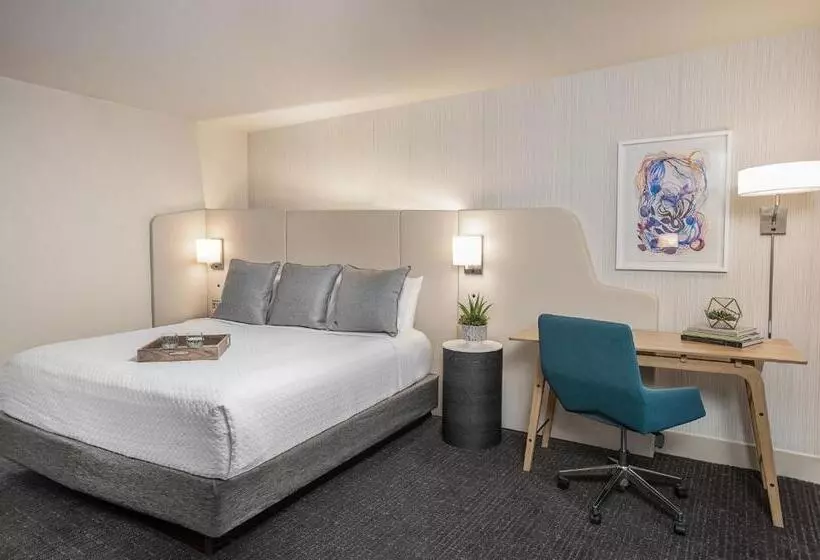 سوئیت جونیور با تخت بزرگ, Crowne Plaza Atlanta Perimeter At Ravinia, An Ihg