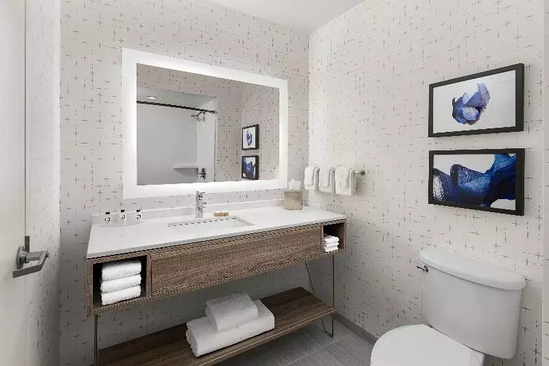 اتاق استاندارد, Crowne Plaza Atlanta Perimeter At Ravinia, An Ihg