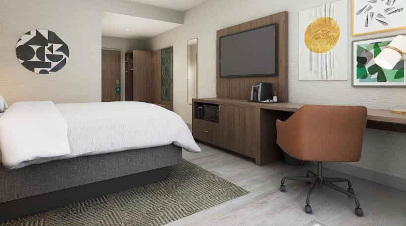 חדר סטנדרט עם מיטת קינג, Holiday Inn Corpus Christi Arpt & Conf Ctr, An Ihg