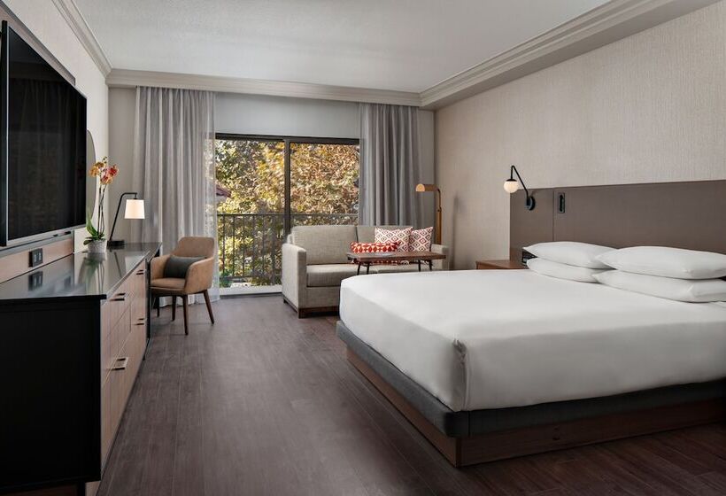 전망 스탠다드 룸 더블 침대, Hyatt Regency Westlake