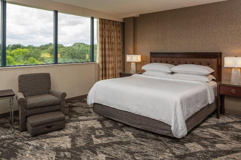 Люкс Executive Кровать Кинг, Sheraton Tampa Brandon