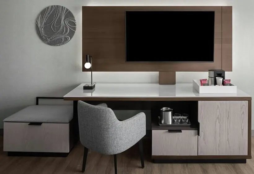 身障者適用スタンダードルーム, Ac Hotel by Marriott Arlington National Landing