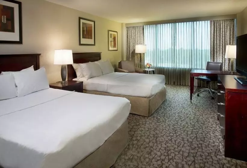 اتاق استاندارد با 2 تخت دوبل, Doubletree By Hilton Hotel Lafayette