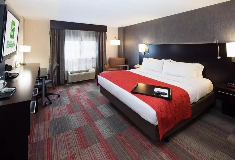 اتاق استاندارد با تخت بزرگ, Holiday Inn Milwaukee Riverfront, An Ihg