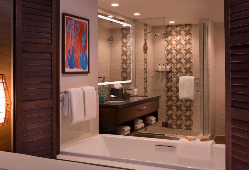 Полулюкс, Kona Kai Resort & Spa, A Noble House Resort