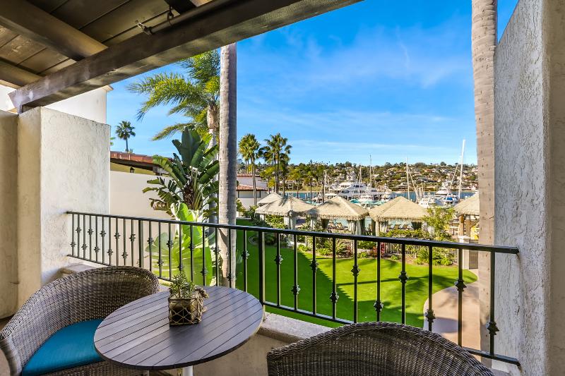 Полулюкс Повышенной Комфортности, Kona Kai Resort & Spa, A Noble House Resort