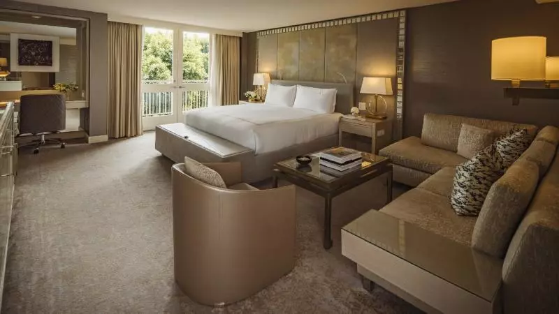 سوییت جونیور, L Ermitage Beverly Hills