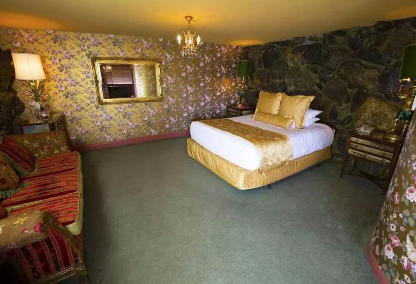 اتاق استاندارد, Madonna Inn