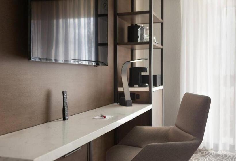 스탠다드 룸 호수 전망, Marriott Orlando Airport Lakeside