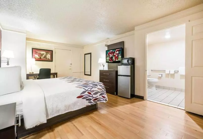 障害者適応デラックスルーム, Red Roof Inn North Dallas   Park Central