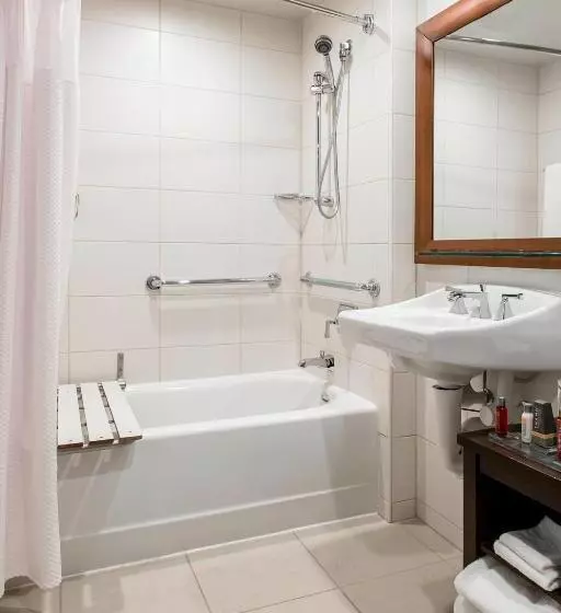 Standard-invahuone, Rochester Airport Marriott