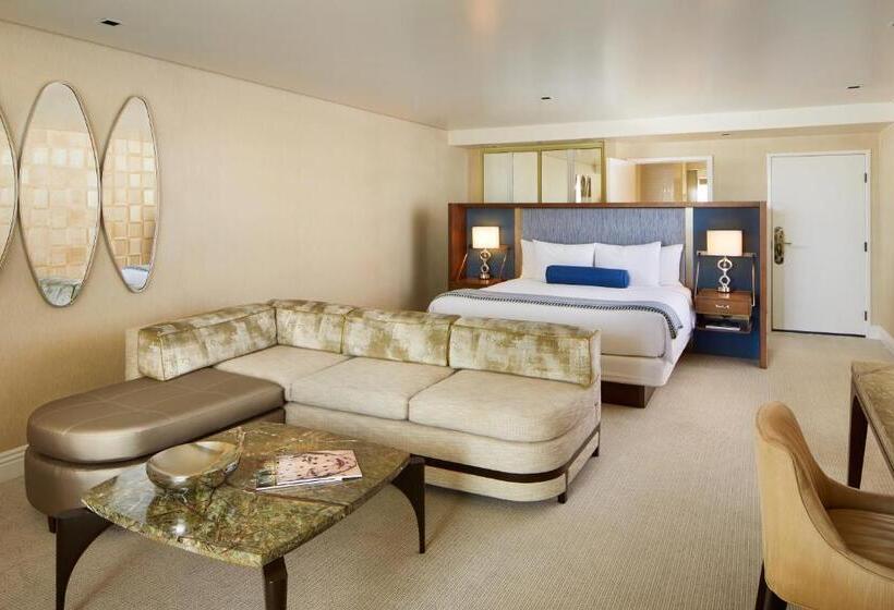 Люкс с Видом, The London West Hollywood At Beverly Hills