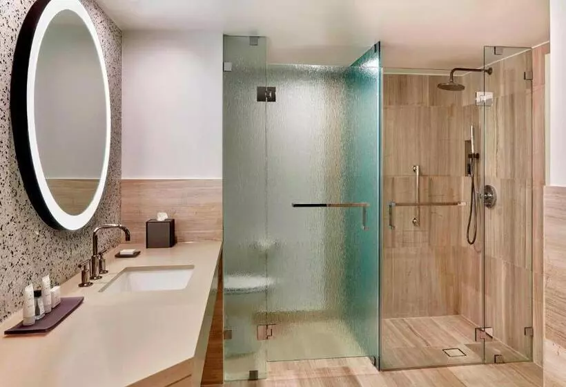 اتاق استاندارد با چشم‌انداز استخر, Jw Marriott Desert Springs Resort & Spa
