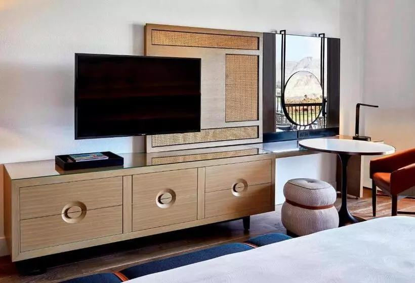 اتاق استاندارد با چشم‌انداز استخر, Jw Marriott Desert Springs Resort & Spa
