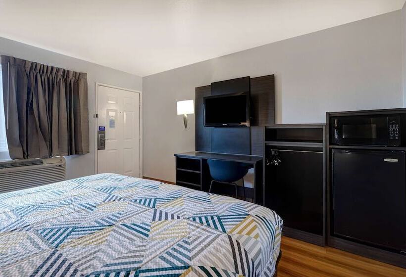 障害者適応デラックスルーム, Motel 6buttonwillow, Ca Central