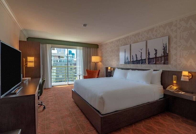 스탠다드 룸 킹사이즈 침대, Courtyard by Marriott San Diego Downtown Little Italy