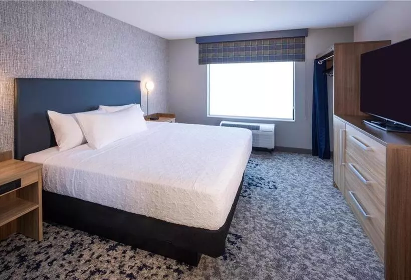 キングサイズベッドのスイートルーム, Embassy Suites By Hilton Oklahoma City Northwest