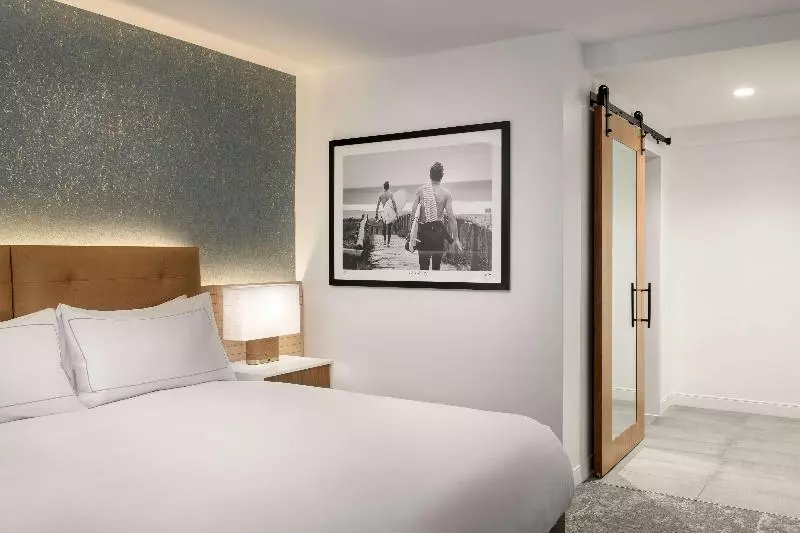 سوئیت با تخت بزرگ, Hilton Los Angeles Culver City