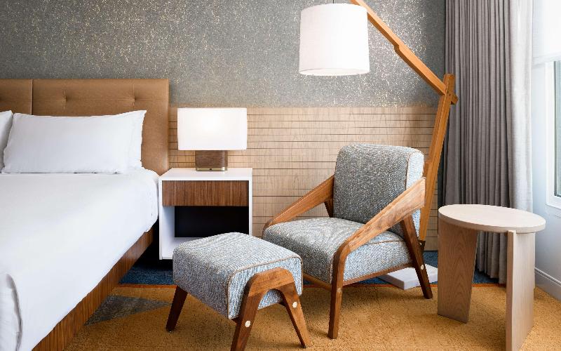 스탠다드 룸 킹사이즈 침대, Hilton Los Angeles Culver City