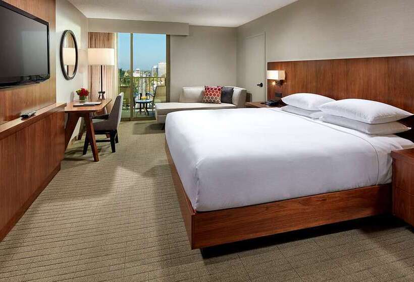 غرفة ديلوكس سرير كينج, Hilton Pasadena