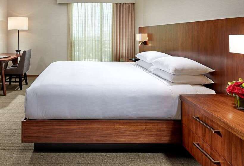 غرفة ديلوكس, Hilton Pasadena