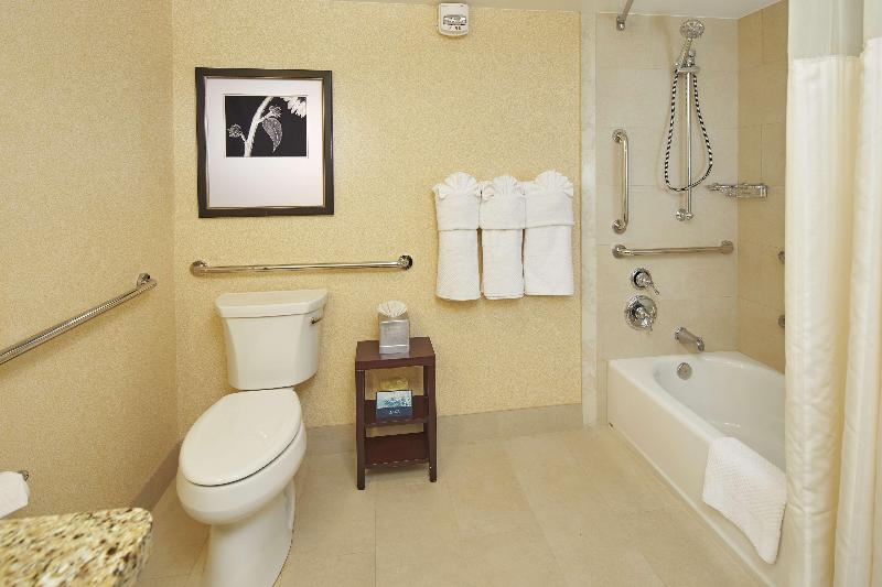 スタンダードルーム, Hilton Raleigh North Hills