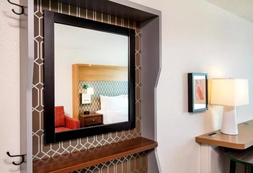 اتاق استاندارد, Holiday Inn Newport News   Hampton, An Ihg